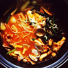 韓國芝士泡菜年糕火鍋